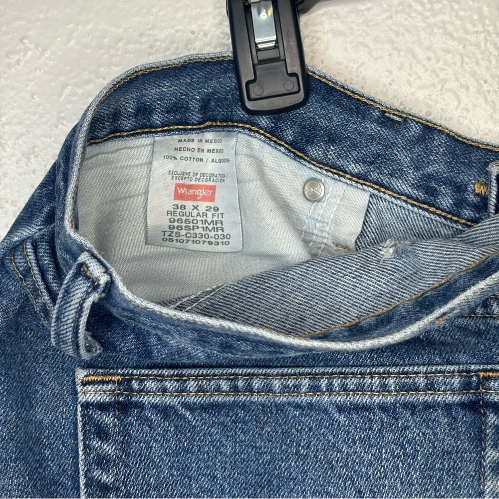 Wrangler Men’s Denim Blue Jeans Sz 38x29 Regular Fit - Picture 6 of 10